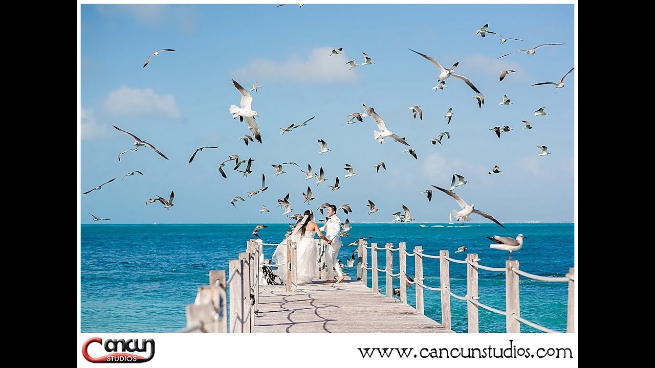 Read more about the article 💎 Cancun Wedding Photography