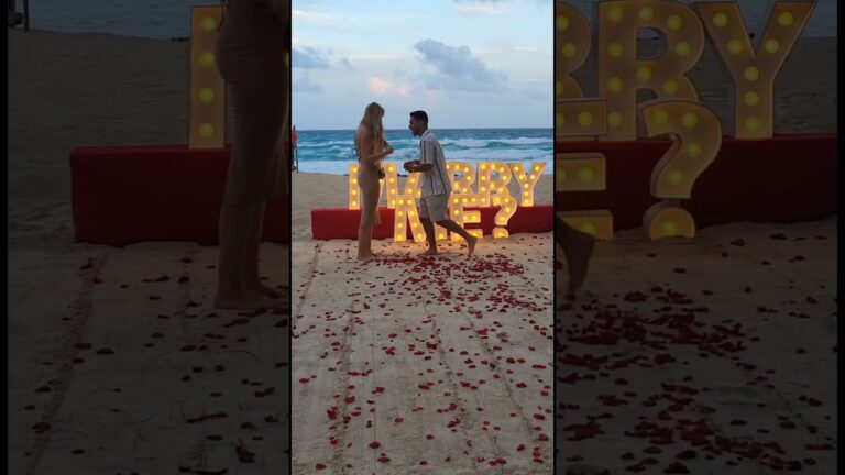 Read more about the article An unforgettable moment on a beach just for them! #cancunproposal #beachproposal #marryme #proposal