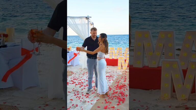Read more about the article A beautiful setup for a amazing surprise !#love #marryme #beach #shesaidyes #sunset #cancunproposal