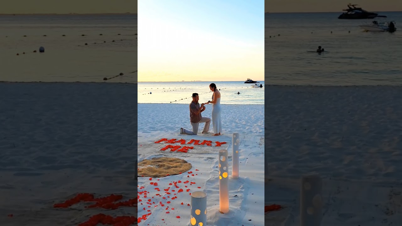 Read more about the article A toast to love and friendship !#love #romantic #shesaidyes #cancun #sunset #beach #cancunproposal