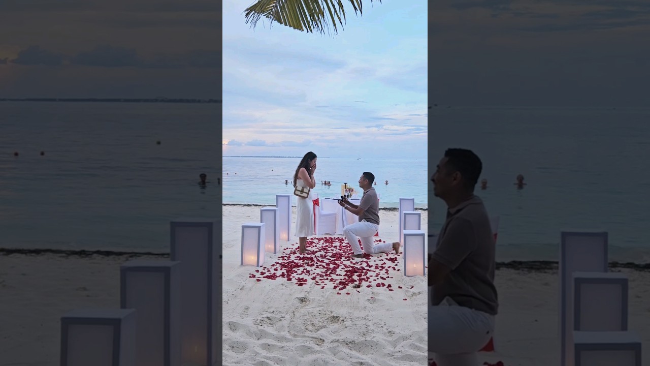 Read more about the article He planned a romantic dinner on the beach with a big surprise! #cancunproposal #engagement