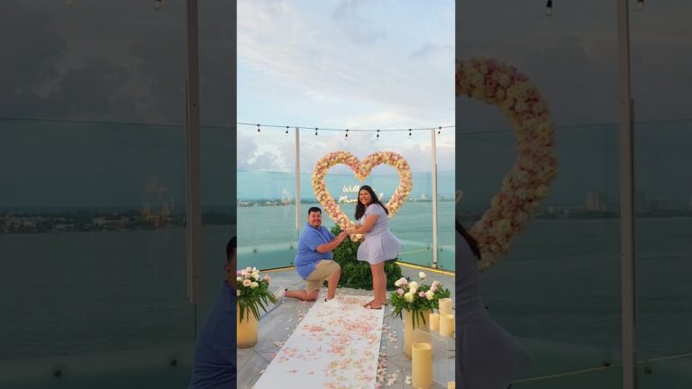 Read more about the article When loves meets the perfect view! #cancunproposal #marryme #shesaidyes #fyp #viral