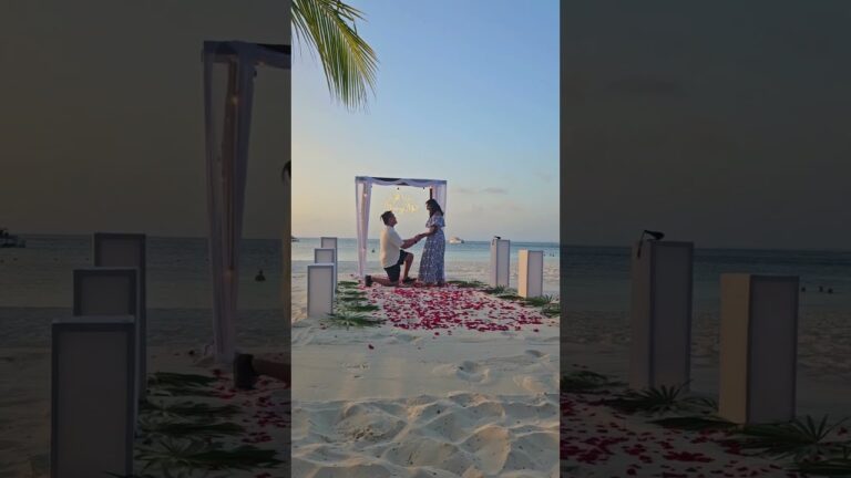 Read more about the article Wanted a beach day, left with a fiancé❣️ #cancunproposal #proposalplanner #love #proposal #engaged