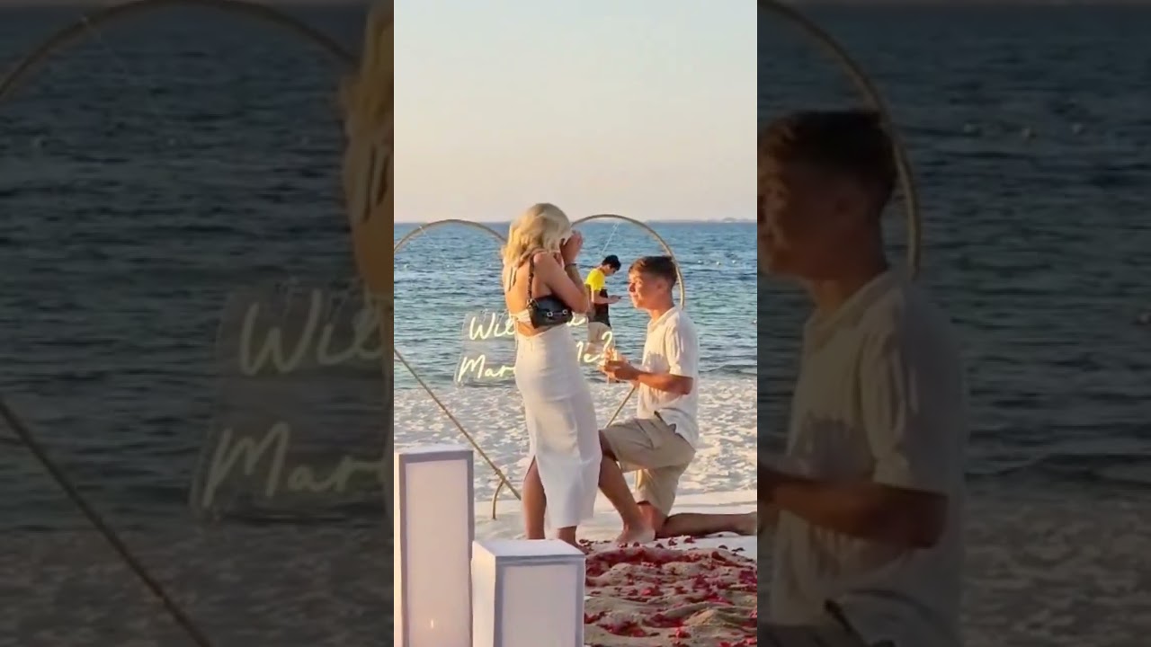 Read more about the article “Two hearts, too young to care — just right to feel.” #cancunproposal