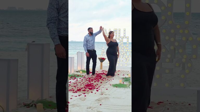 Read more about the article A surprise proposal on the beach… and her reaction says it all!#cancunproposal #proposalplanner