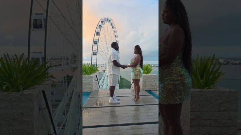 Read more about the article A rooftop, soft rain & a rainbow that appeared the moment he got down on one knee #cancunproposal