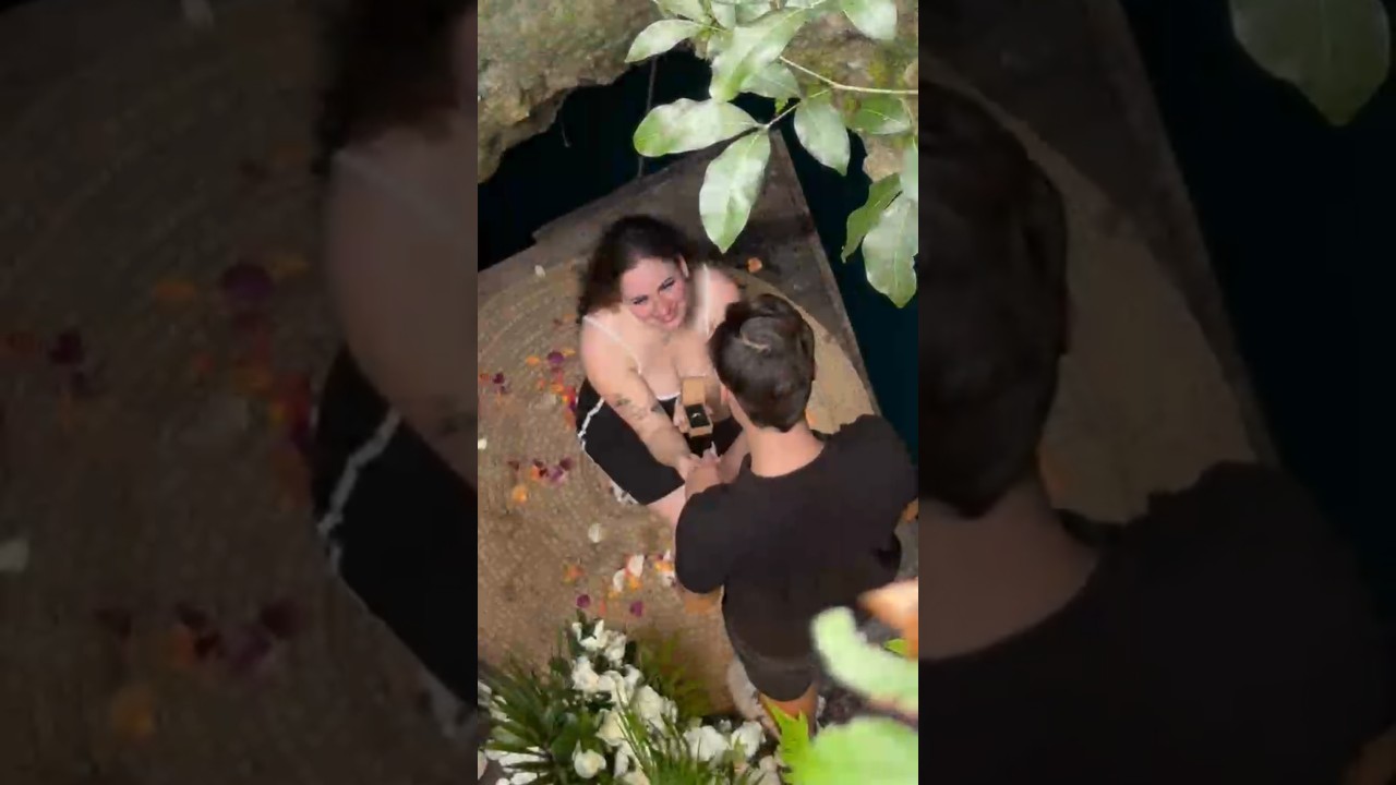 Read more about the article She didn’t wait… she made the first move, bold love hits different #cancunproposal #sheaskedfirst