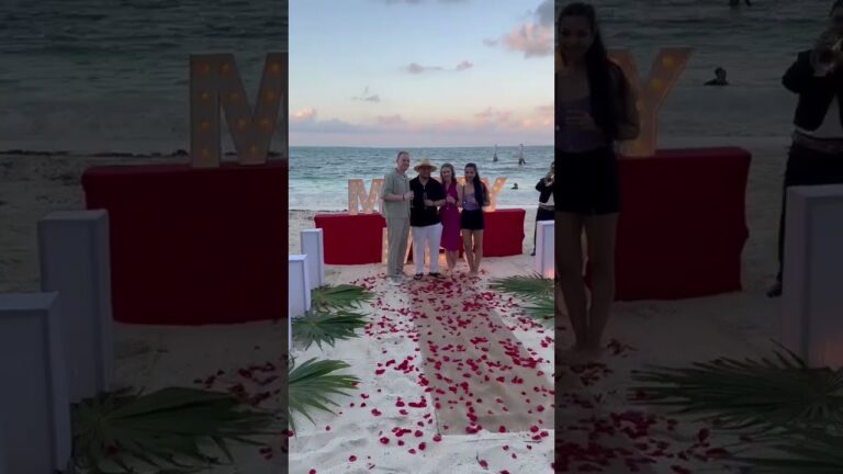 Read more about the article She said yes to forever 💍#cancunproposal #marryme #mariachi #proposalplanner #shesaidyes