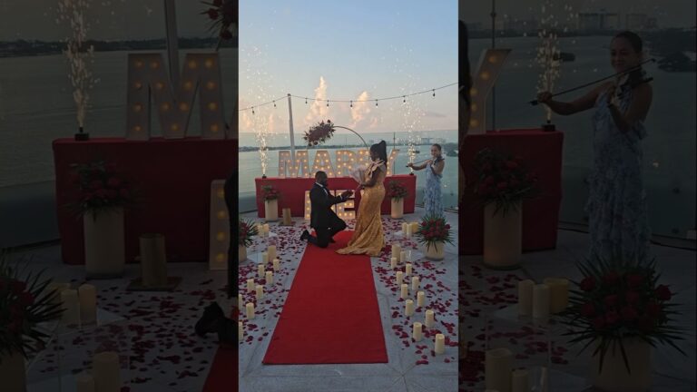 Read more about the article Pure elegance was the theme for this rooftop proposal #marryme #shesaidyes #cancunproposal