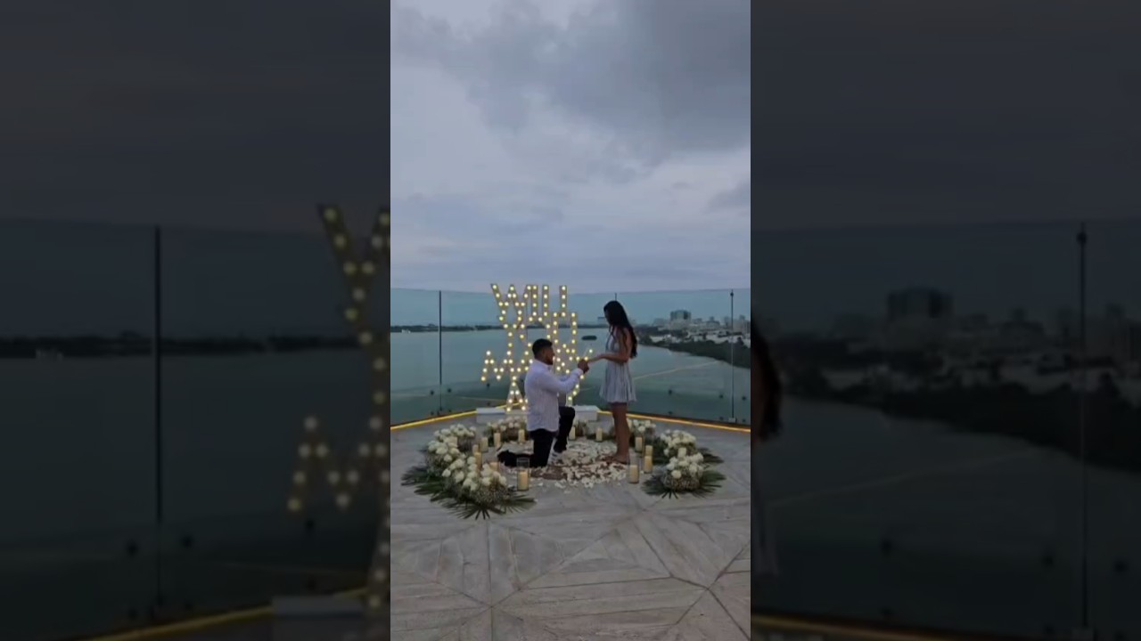Read more about the article He took love to new heights 💍 Literally #cancunproposal #proposalplanner #shesaidyes